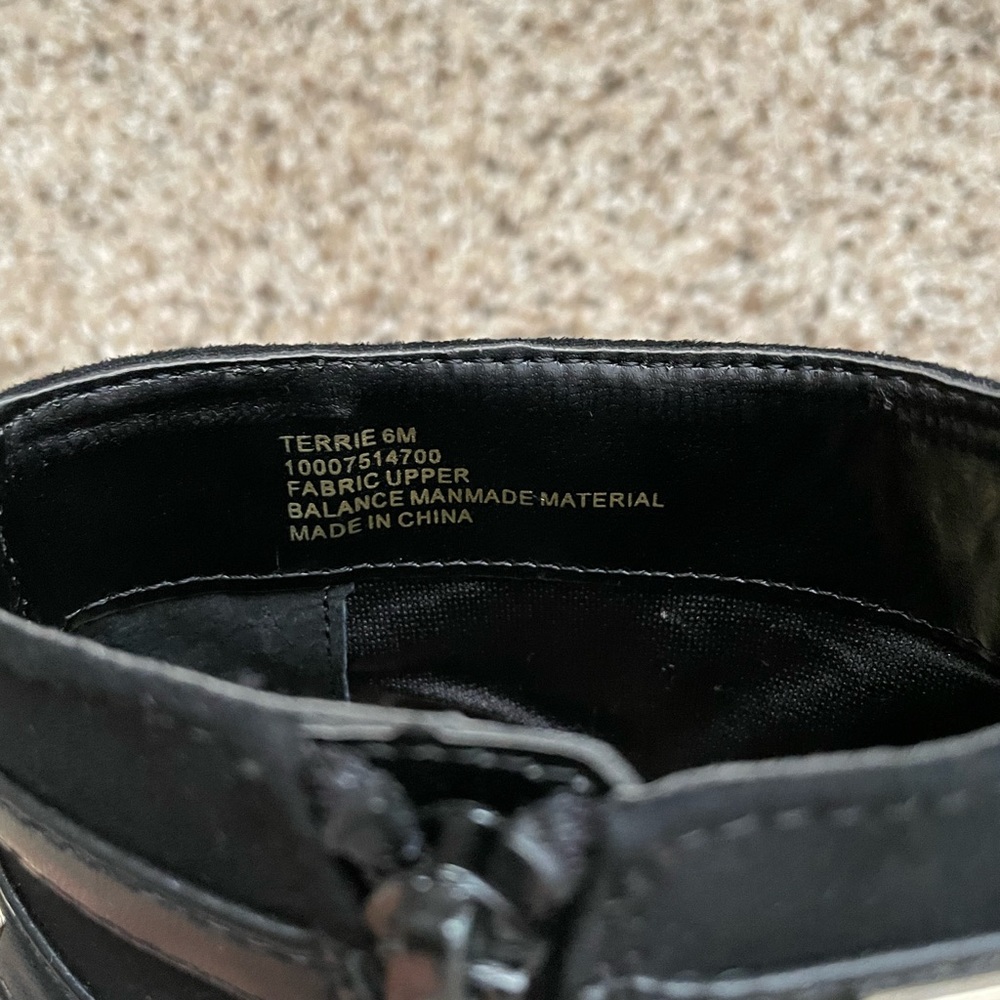 Thalia Sodi Terri ankle boot round toe side zipper buckle detail black size 6 - Picture 5 of 8